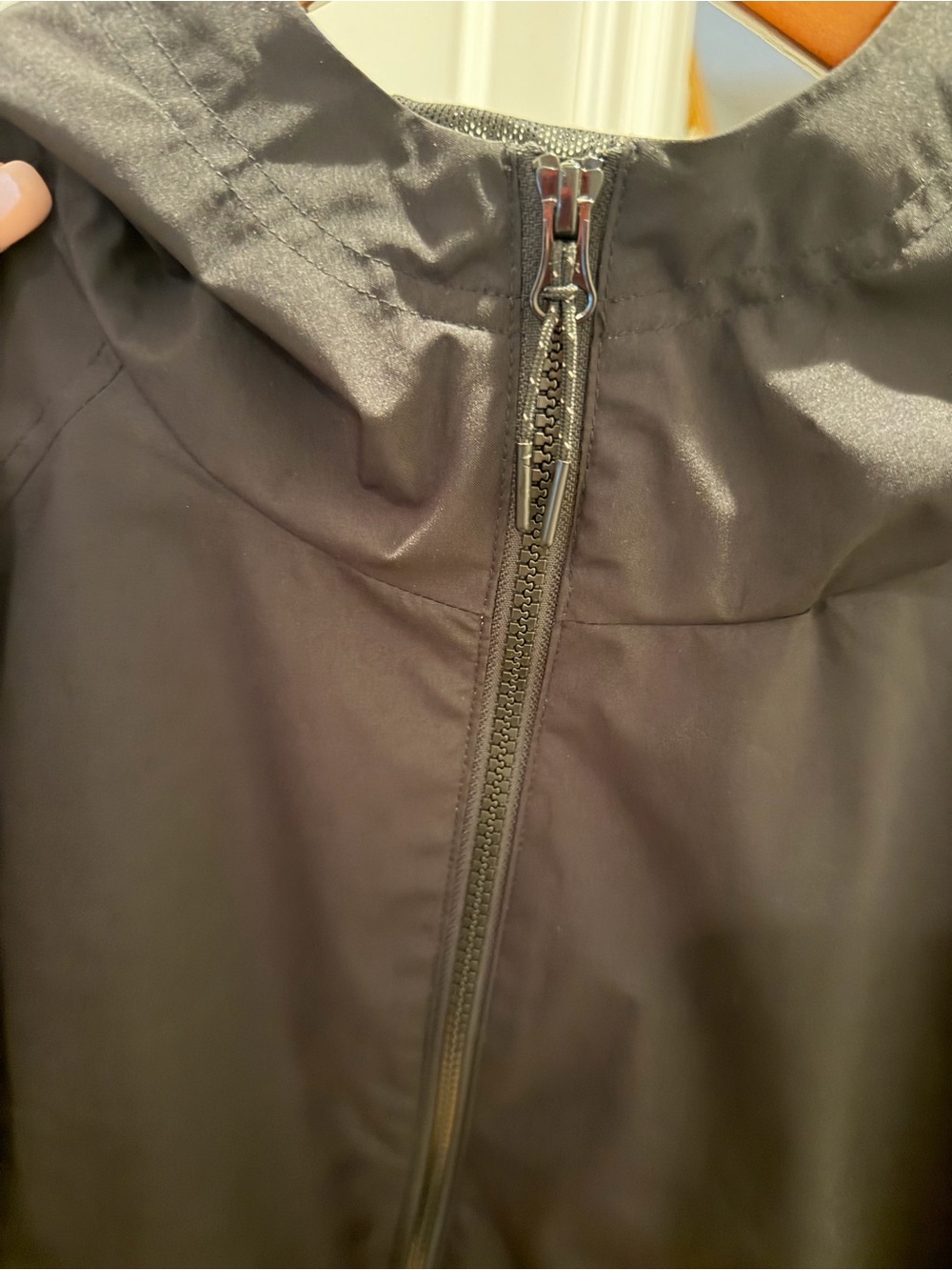 Cabelas Natural Reflections women’s Black Lightweight Hooded windbreaker Jacket - Picture 5 of 7